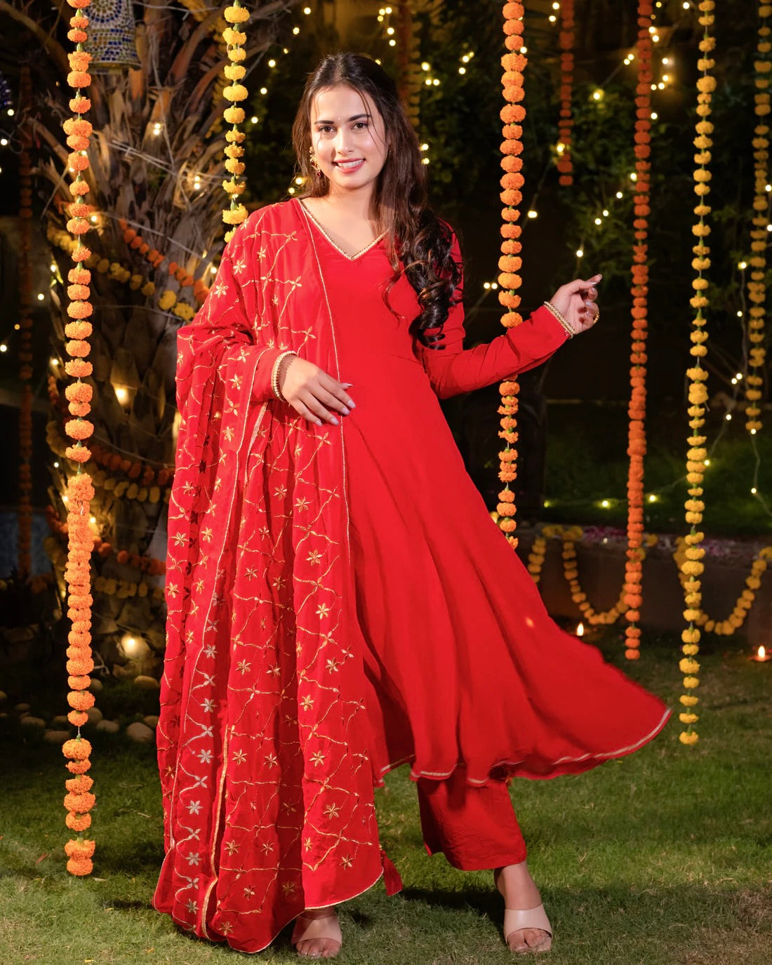 Zari Dupatta Red Kurta Set